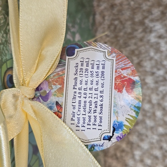 Foot Care Gift Set - Picture 5 of 6